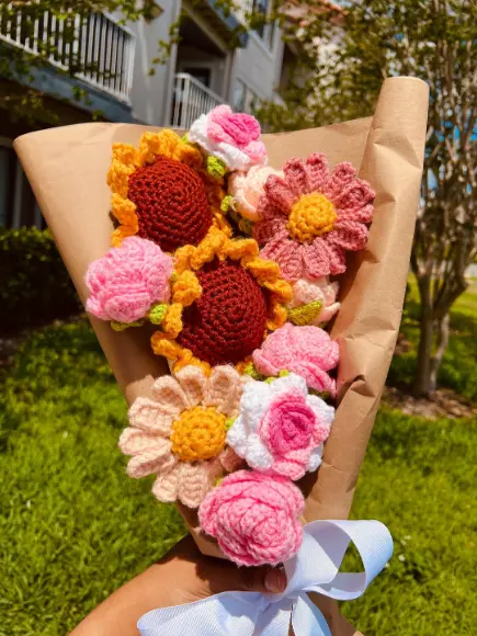 Different types of handmade crochet flowers